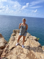 Sweet Susi. Flashing In Greece Free Pic 2