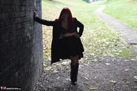 Barby Slut. Flashing In The Park Free Pic 15