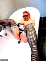 Mollie Foxxx. Naughty Maid In The Bath Free Pic 11