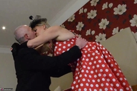 Dimonty. Dimonty & Alex's Posh Bareback Fuck Free Pic 1