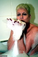 Dimonty. Bath Free Pic 14