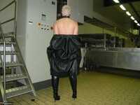 Tiffany Pearl. Factory S&M Pt1 Free Pic 11
