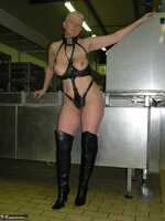 Tiffany Pearl. Factory S&M Pt1 Free Pic 18