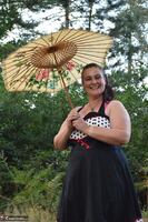 Cheeky Dee. Cheeky Dee Gets Naked in the Woods Free Pic 3