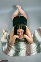 Cheeky Dee. Posing for a professional photo shoot Free Pic 5