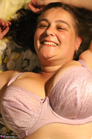 Cheeky Dee. Showing off my curvy tits and ass Free Pic 5