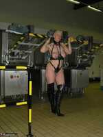Tiffany Pearl. Factory S&M Pt1 Free Pic 6