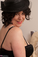Dirty Doctor. Auntie Trisha's New Hat Pt1 Free Pic 5