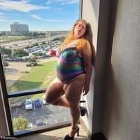 Kari Belle. Flashes of Heat Free Pic 20