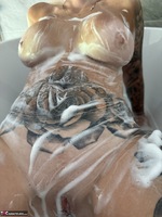 Inked MILF. Tits Tatts and Lather Free Pic 17