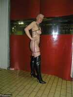 Tiffany Pearl. Factory Latex Free Pic 1