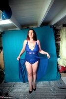 Sara Banks. Photo Shoot In Blue Free Pic 9