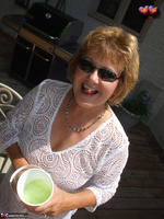 Busty Bliss. Sunny Days! Free Pic 2