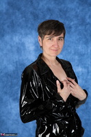 Hot Milf. Coating Free Pic 3