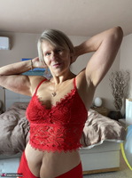 Sweet Susi. Photoshoot In Lingerie Free Pic 18