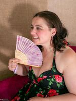 Cheeky Dee. Studio Shoot Free Pic 7