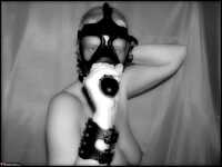 Tiffany Pearl. Gasmasker Pt2 Free Pic 3