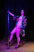 Reckless Temptation. Glamorous Temptation Free Pic 17