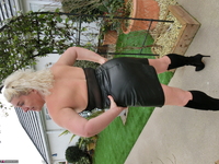 Barby. New Shiny Bodysuit Free Pic 2