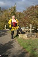 Lexie Cummings. Flashing In My Yellow Kilt Free Pic 12