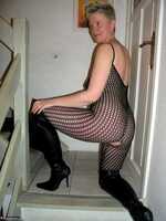 Tiffany Pearl. Stairs Free Pic 5