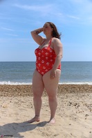 Cheeky Dee. More Pic n Mix Free Pic 9
