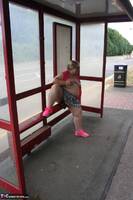 Lexie Cummings. Flashing At The Bus Shelter Free Pic 7