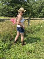 Lil Ms Muffet. Bend me over and pull my hair Free Pic 7