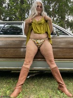 Lil Ms Muffet. Lets pull over and fuck Free Pic 6