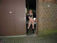 Tiffany Pearl. Garage Free Pic 20