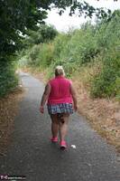 Lexie Cummings. Stripping While Walking Free Pic 3