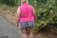 Lexie Cummings. Stripping While Walking Free Pic 6