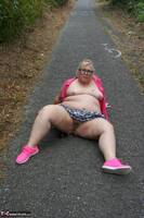 Lexie Cummings. Stripping While Walking Free Pic 10