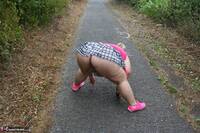 Lexie Cummings. Stripping While Walking Free Pic 14