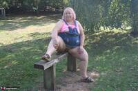 Lexie Cummings. Lexie Flashing At The Bench Free Pic 7