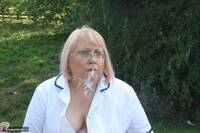 Lexie Cummings. Skoking & Dropping My Pants Free Pic 2