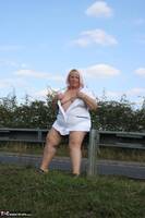 Lexie Cummings. Nurse Lexie Flashing By The Roadside Free Pic 3