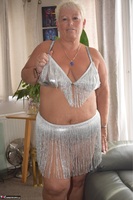 Princess Peachy. Peachy's Tassel Bikini Free Pic 6