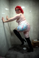 Mollie Foxxx. Leather Boots In The Shower Free Pic 20