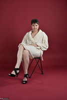 Hot Milf. My Feet Free Pic 1