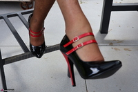 Kyras Nylons. Nylon Fetish & 6