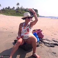 Diana Ananta. No Panties On The Beach Free Pic 11