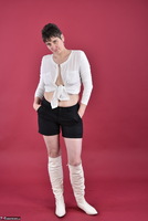 Hot Milf. White Boots Free Pic 3