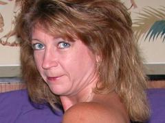 Devlynn - Morning hots or night-time play Gallery