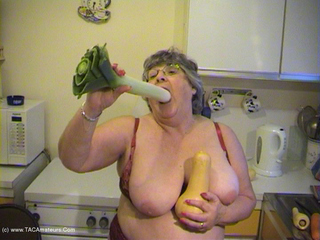 Grandma Libby - Five a Day Movie Pt2 Video