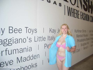 Barby - Barbys Las Vegas Adventure Gallery