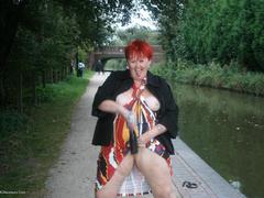 ValGasmic Exposed - Canal Flashing Gallery