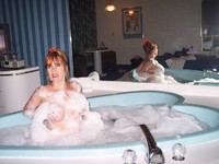 Bubble Bath featuring Moonaynjl