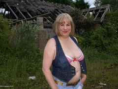 SpeedyBee - Derelict House Gallery