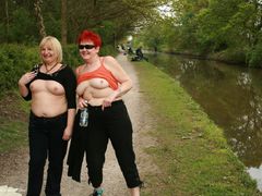 ValGasmic Exposed - Out Flashing Gallery